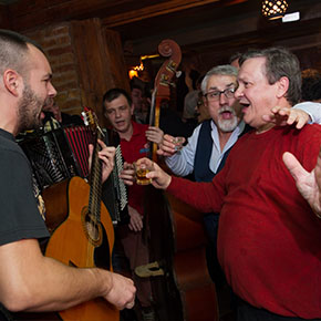 Kafana, Beli Zec, Proslave, Beograd, Zemun, Gardoš